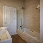 Inés – Llanes Cardoso *