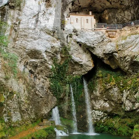 Ines - Llanes - Casa Planta Baja Con Jardin 샬레 *